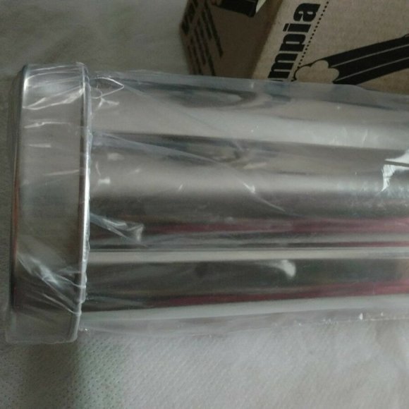 The Pampered Shelf Valtompia Bread Tube-Flower # 1550 new in box - Picture 4 of 5